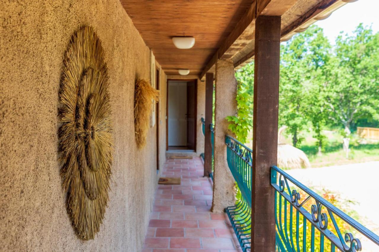 Pontevès La Pampa En Provence - Les Suites Privatives מראה חיצוני תמונה